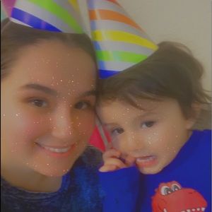 Meet your Posher, Leticia